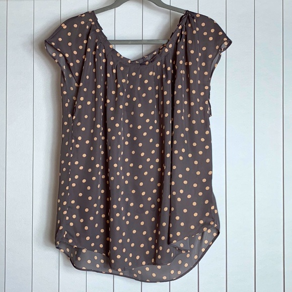 LC Lauren Conrad Tops - 🎉SALE🎉Lauren Conrad polka dot sleeveless top